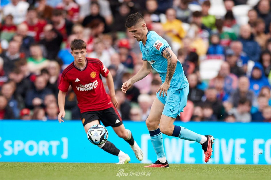 利物浦与富 利物浦与富