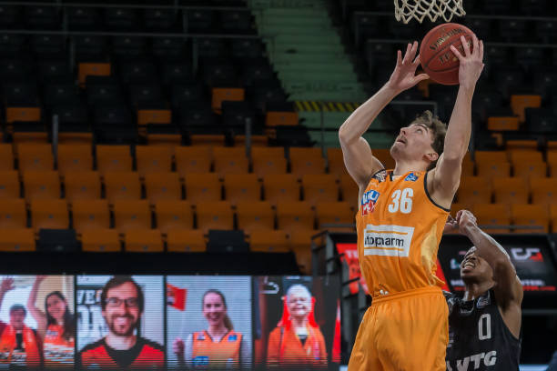 第28分钟 第28分钟