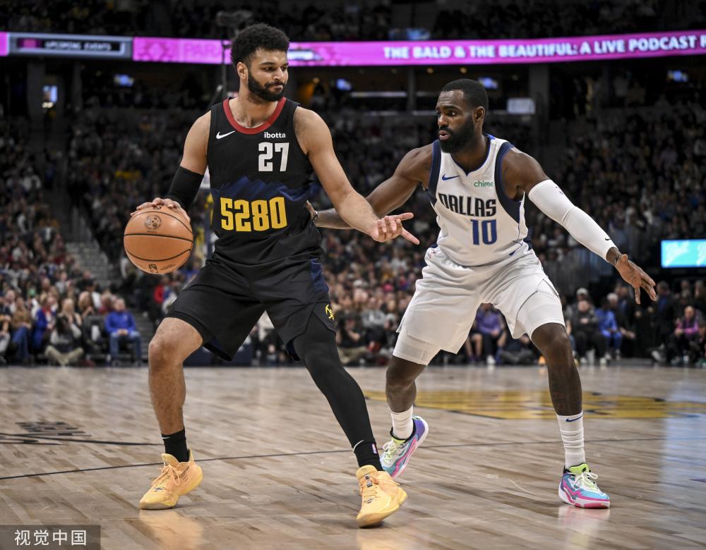 更展现了球 更展现了球